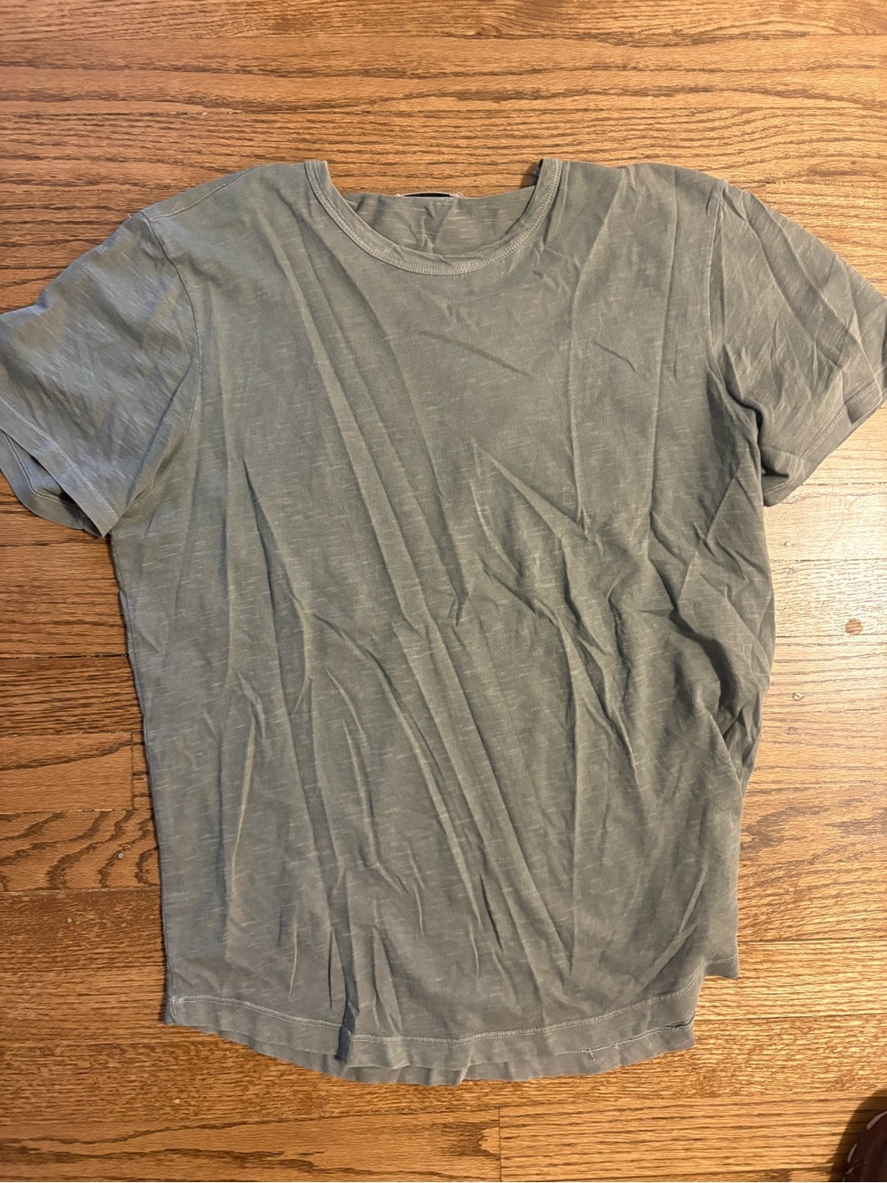 Classic Men’s Tee - Gray